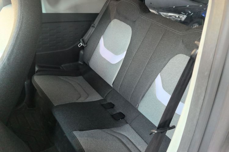 奇瑞 QQ冰淇淋 2022款 120km 甜筒 磷酸铁锂中控内饰7004