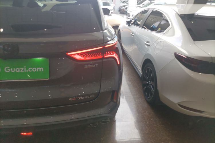 长安CS75 PLUS 2021款 2.0T 自动领航型车身外观9