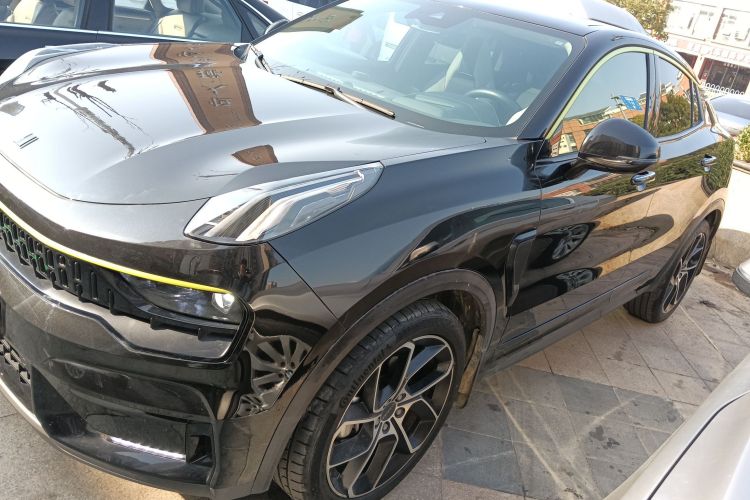 领克05 2022款 2.0TD 两驱耀Halo车身外观4