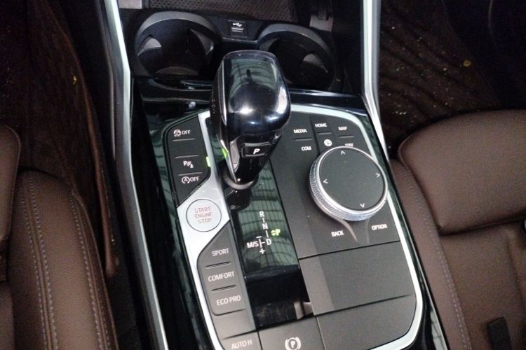 宝马3系 2021款 改款 320Li M运动套装局部细节18