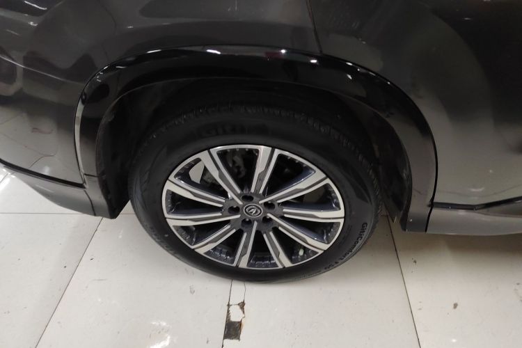 长安CS75 PLUS 2023款 第三代 1.5T 自动尊贵型车身外观6008