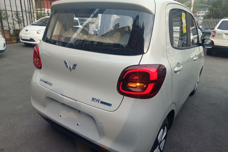 五菱汽车 宏光MINIEV 2025款 四门版 进阶款车身外观7