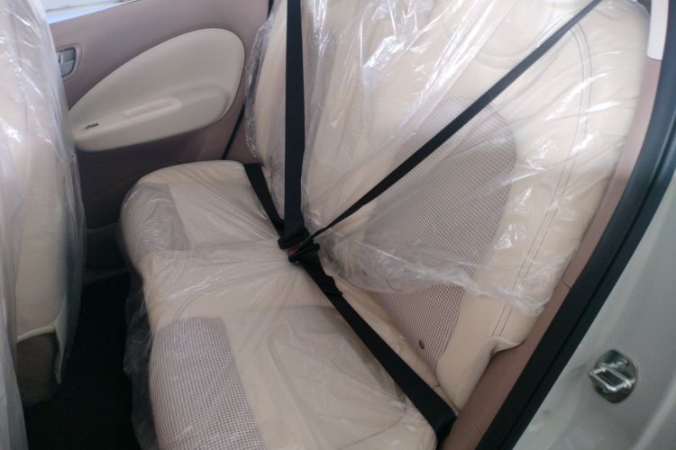 五菱汽车 宏光MINIEV 2025款 四门版 进阶款中控内饰21