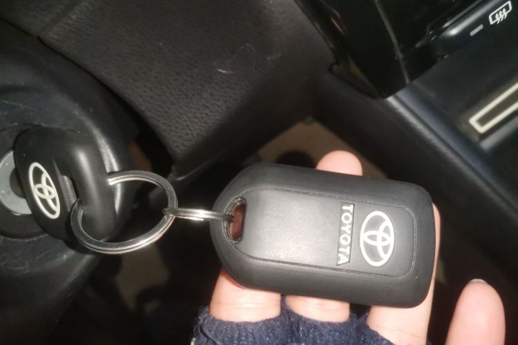 丰田 威驰 2021款 1.5L CVT创行版中控内饰7001