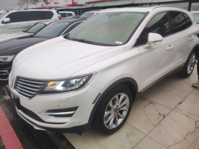 林肯MKC 2018款 2.0T 四驱尊雅版