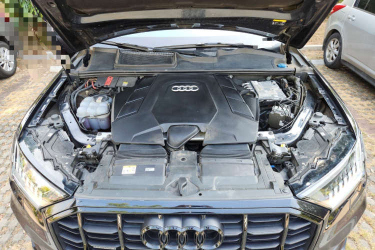 奥迪Q7 2022款 55 TFSI quattro S line运动型局部细节24