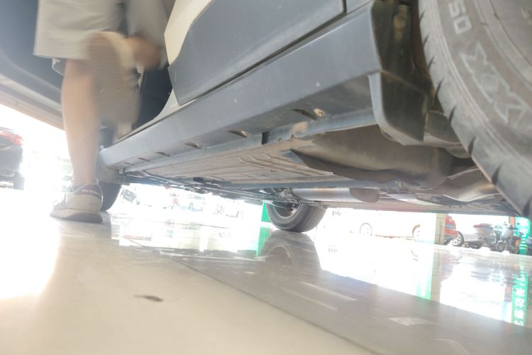 启辰T60 2020款 1.6L CVT智行版 国VI机舱底盘30