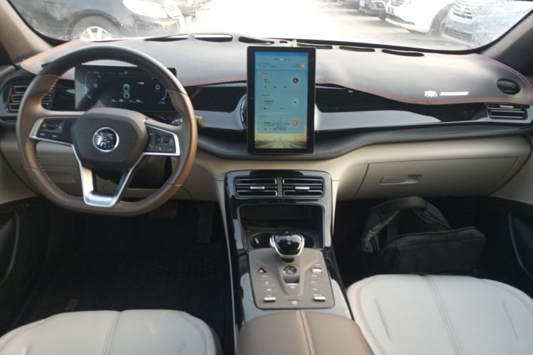 比亚迪 秦PLUS 2024款 荣耀版 DM-i 55KM领先型中控内饰12