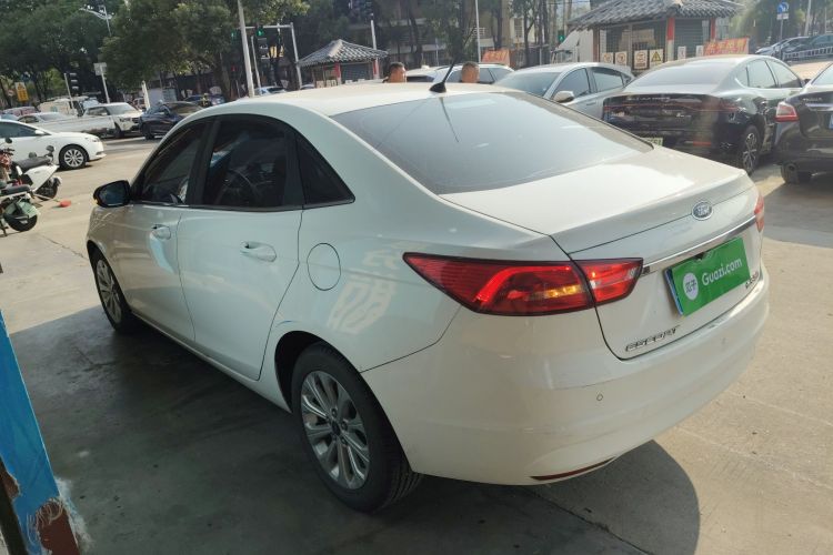 福特 福睿斯 2015款 1.5L 自动时尚型车身外观4