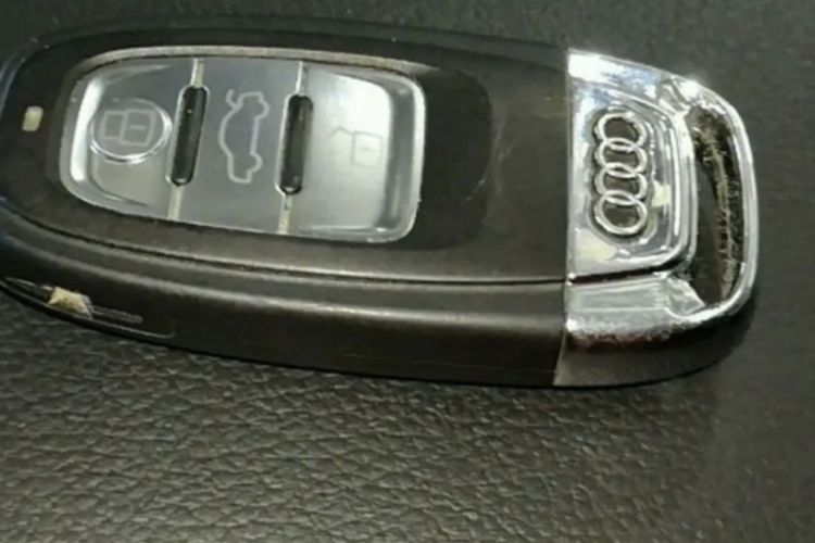 奥迪A6L 2023款 改款 45 TFSI 臻选动感型中控内饰11