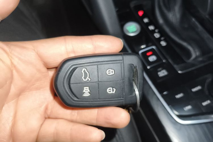 宝沃BX7 2016款 28T 四驱旗舰版 5座中控内饰11