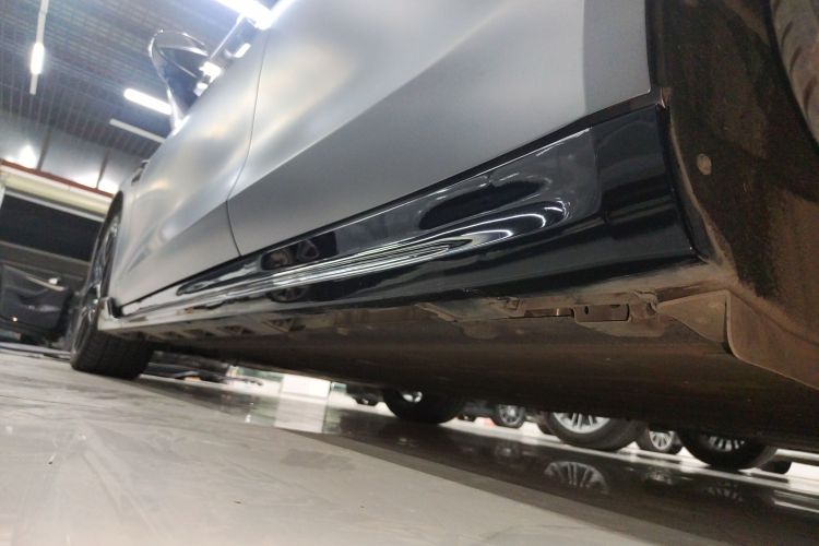 鸿蒙智行 智界S7 2024款 Ultra 四驱旗舰版局部细节9002