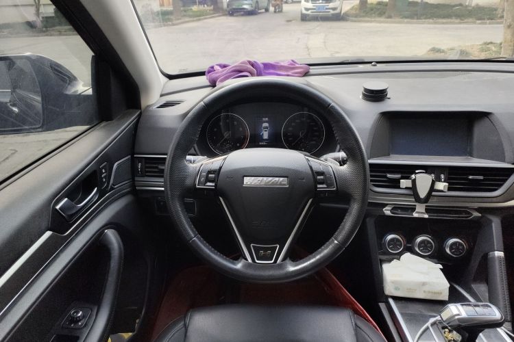 哈弗H6 2018款 红标 运动版 1.5T 自动两驱精英型中控内饰13