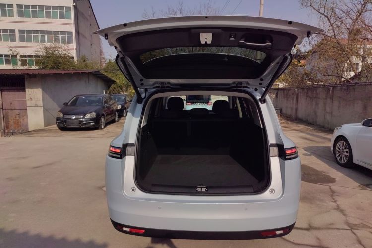 零跑汽车 零跑C16 2026款 纯电 630激光雷达智尊版 5座局部细节23