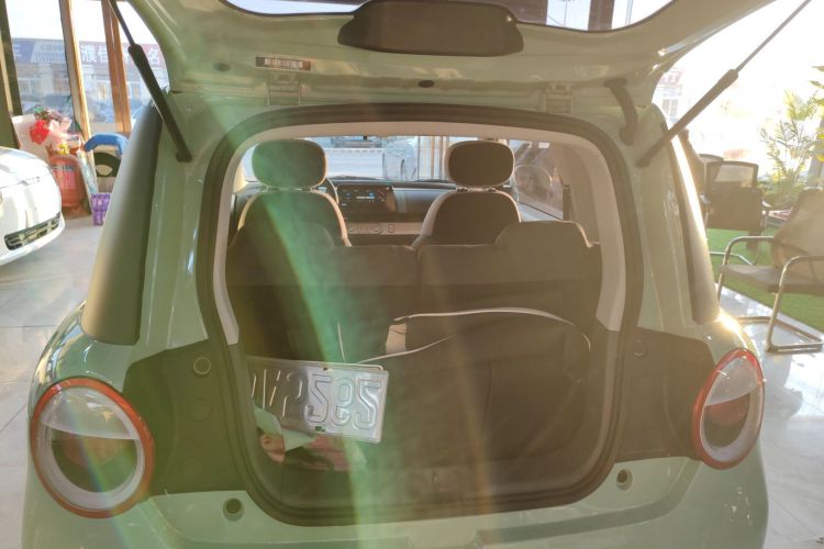 长安启源 长安Lumin 2023款 205km 香沁款机舱底盘23