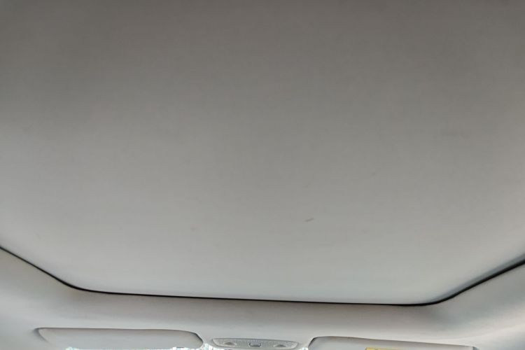 零跑汽车 零跑T03 2021款 400豪华版中控内饰22