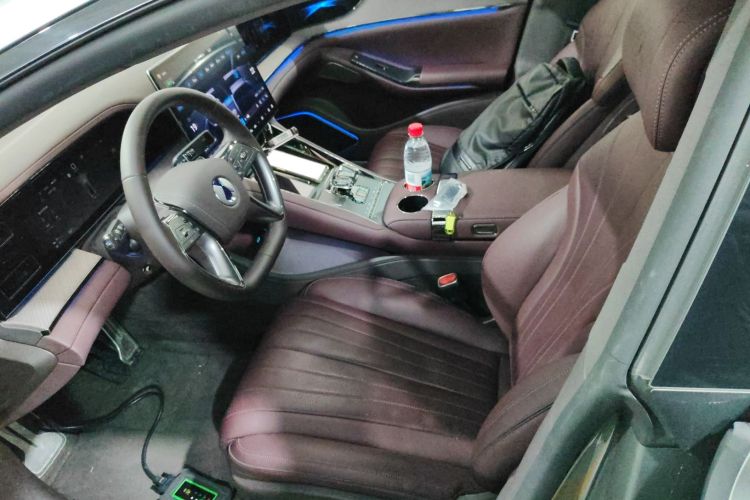 腾势Z9GT 2024款 1100四驱Ultra版中控内饰19