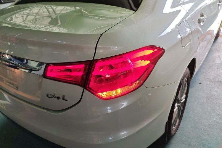 雪铁龙C4L 2015款 1.2T 自动尊贵版车身外观6006