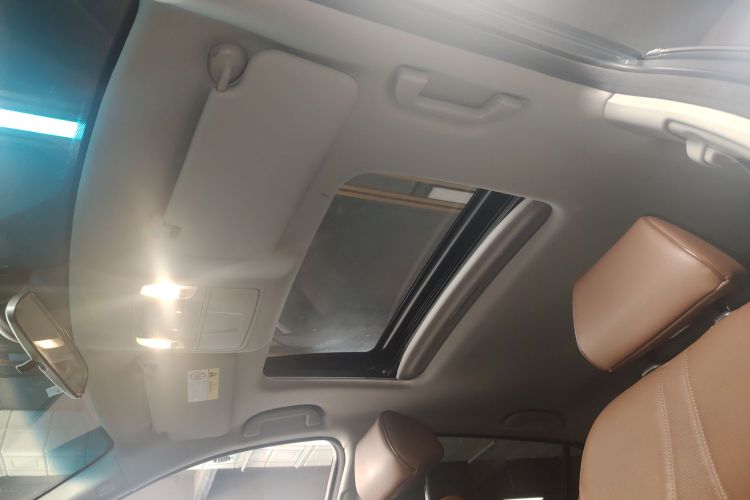 讴歌CDX 2016款 1.5T 两驱尊享版局部细节22