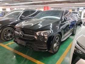 奔驰GLE轿跑 2020款 GLE 450 4MATIC 轿跑SUV 时尚型