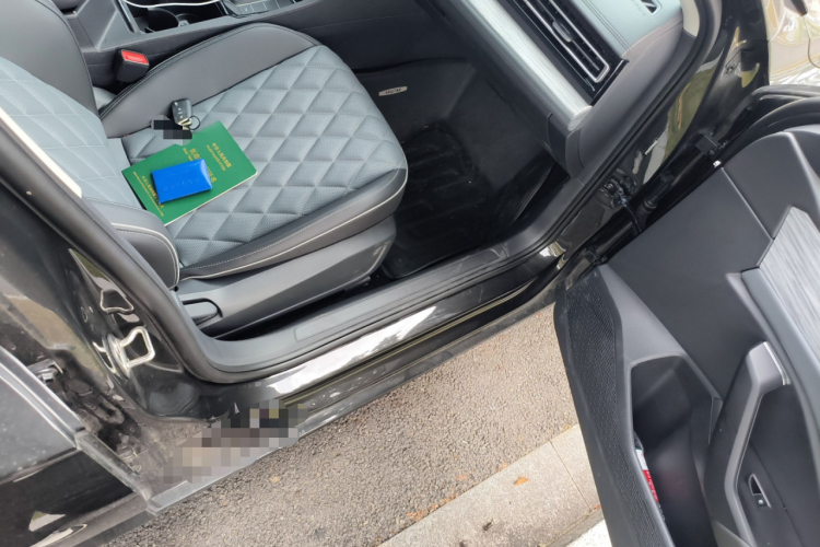 大众 速腾 2023款 300TSI DSG超越版局部细节9005