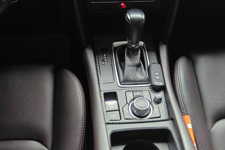 马自达CX-4 2020款 2.5L 自动两驱蓝天驾趣版局部细节18