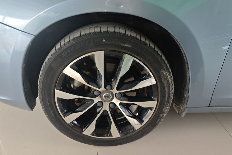 沃尔沃S60 2018款 S60L T3 智进进取版车身外观6007