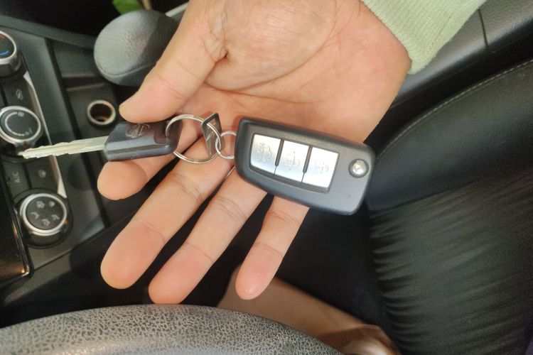 日产 轩逸 2022款 经典 1.6XE CVT舒适版中控内饰11