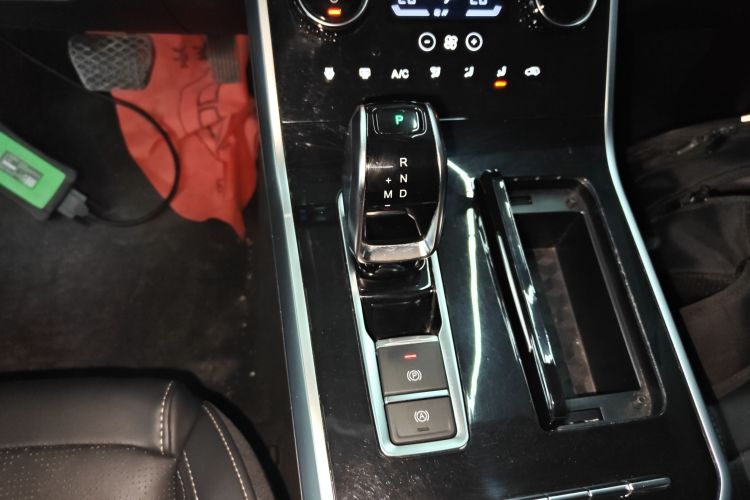 奇瑞 瑞虎8 2019款 1.6TGDI 自动精英型中控内饰18