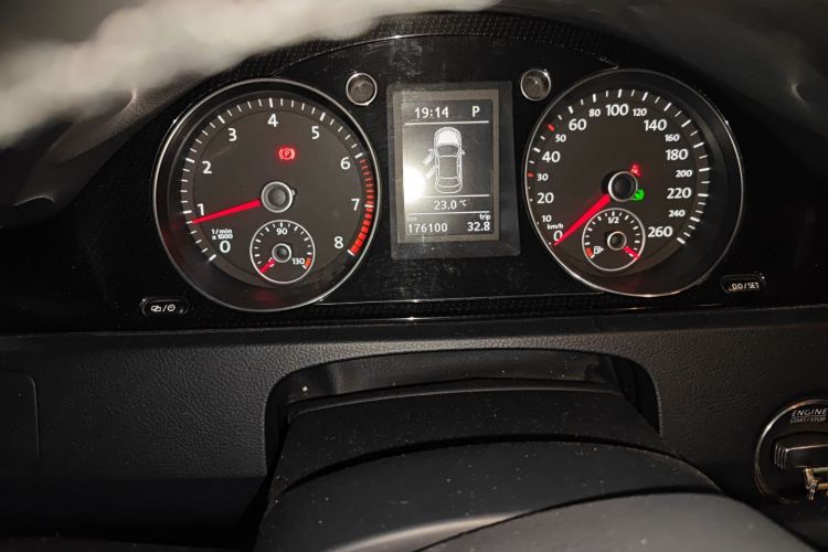 大众 迈腾 2015款 2.0TSI 豪华型中控内饰15