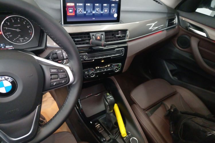 宝马X1 2018款 sDrive18Li 尊享型局部细节16