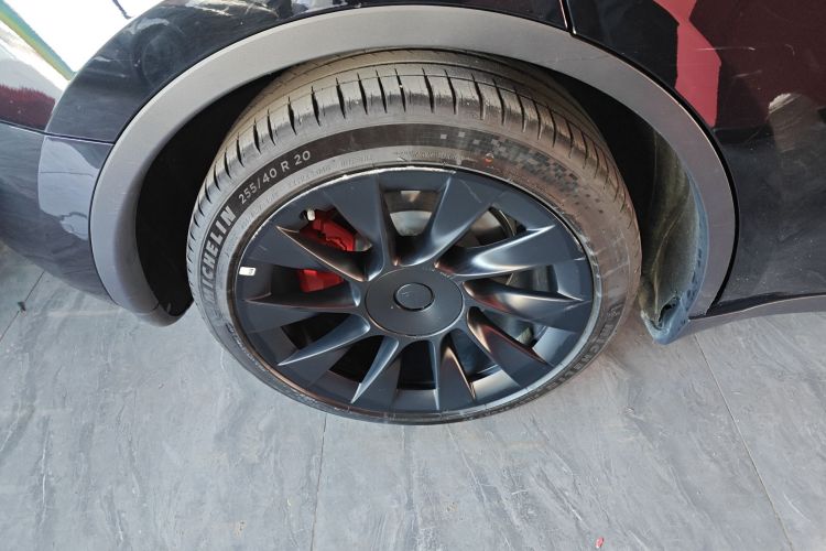 特斯拉 Model Y 2022款 改款 后轮驱动版车身外观6008