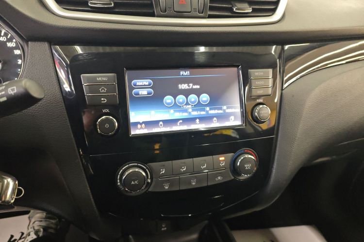 日产 逍客 2017款 2.0L CVT精英版 国V局部细节16