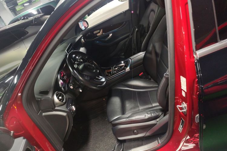 奔驰GLC 2019款 改款 GLC 260 L 4MATIC 豪华型中控内饰19