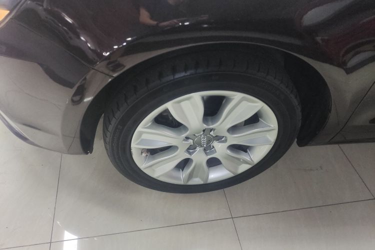 奥迪A1 2014款 30 TFSI Sportback时尚型车身外观6002