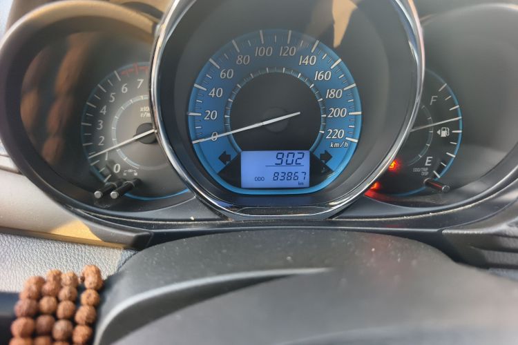 丰田 YARiS L 致炫 2014款 1.3E 手动魅动版中控内饰15