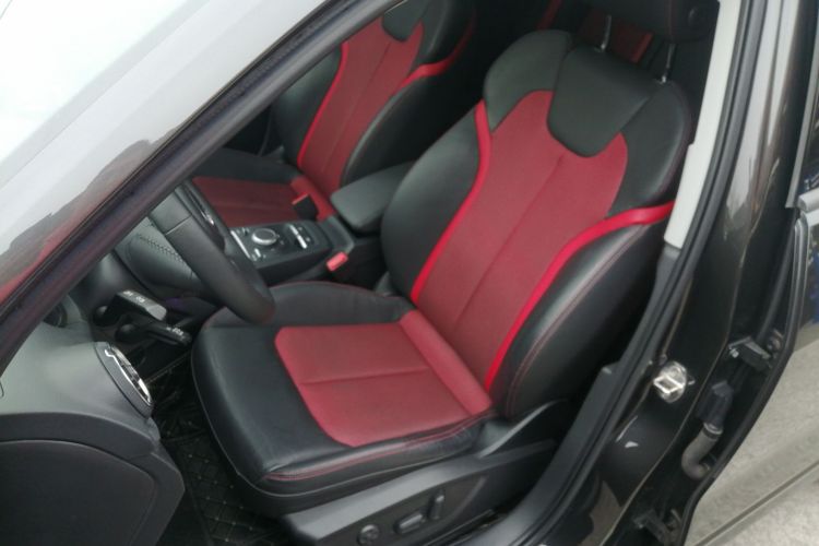 奥迪Q2L 2021款 35 TFSI 时尚动感型中控内饰19