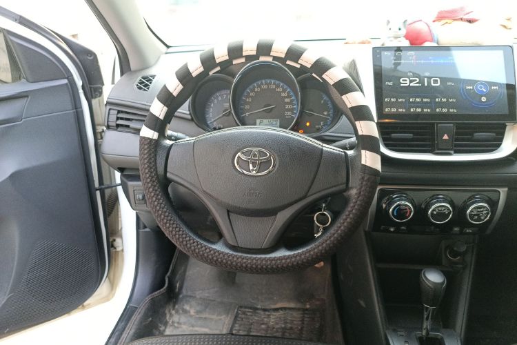 丰田 威驰 2017款 1.5L CVT创行版中控内饰13