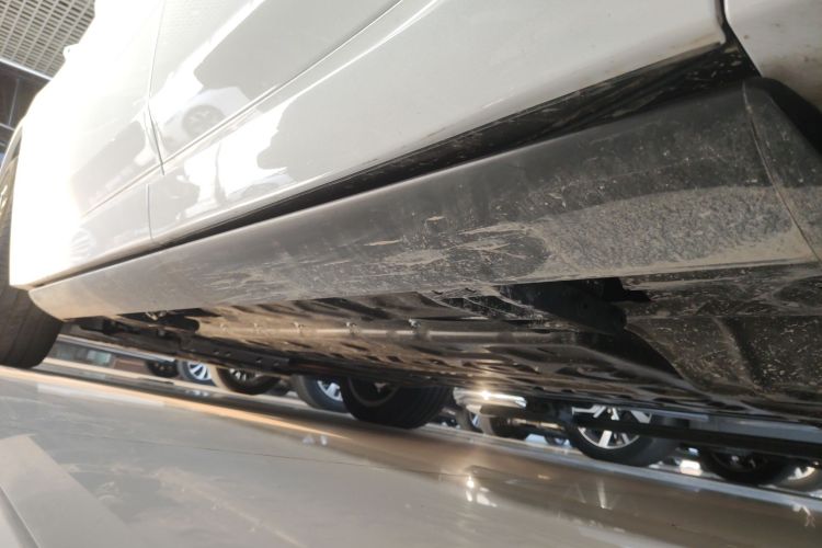 理想汽车 理想L8 2025款 Max 智能焕新版局部细节9002