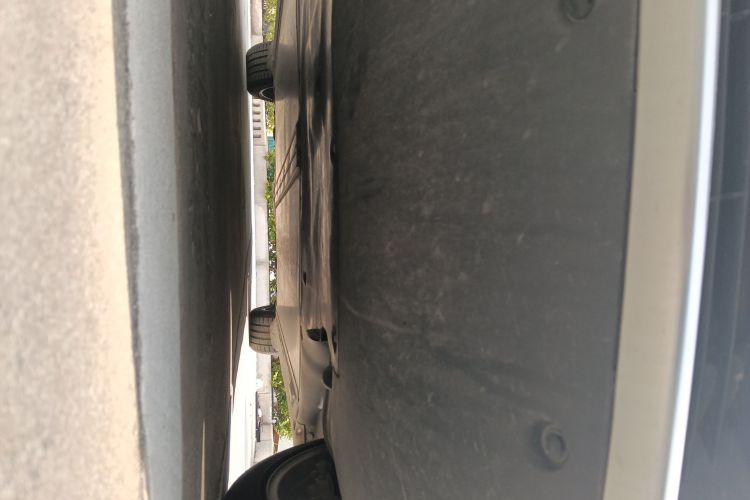 特斯拉 Model Y 2022款 后轮驱动版局部细节9008