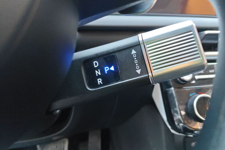 现代 2025款 途胜L 1.5T 精英版中控内饰18