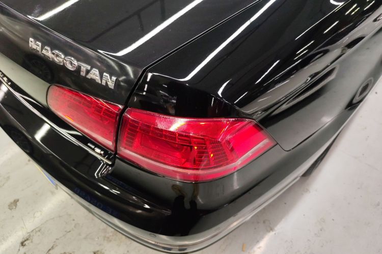 大众 迈腾 2013款 1.8TSI 领先型车身外观9