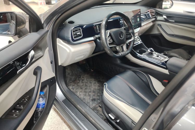 比亚迪 秦PLUS 2021款 EV 500KM 尊贵型中控内饰20