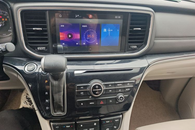 广汽传祺 传祺M8 2018款 320T 尊享版中控内饰16