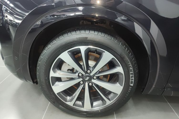 理想汽车 理想ONE 2021款 增程6座版车身外观6007