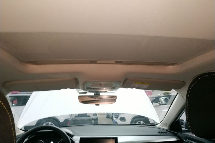 荣威i5 2021款 1.5L CVT铂金版局部细节22