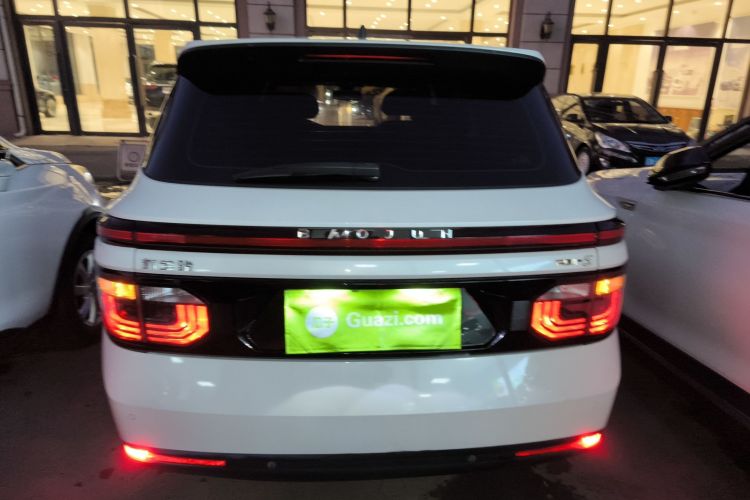 宝骏RM-5 2019款 1.5T 手动24小时在线精英型 5座车身外观6