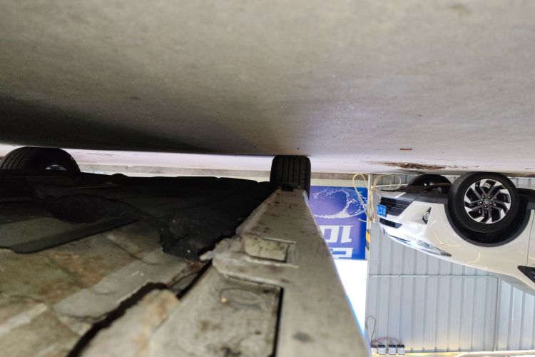 本田 思域 2019款 180TURBO CVT尚动版 国VI局部细节9001