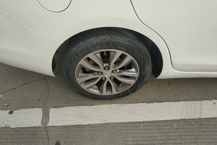 别克 英朗 2019款 18T 自动互联精英型 国VI车身外观6008