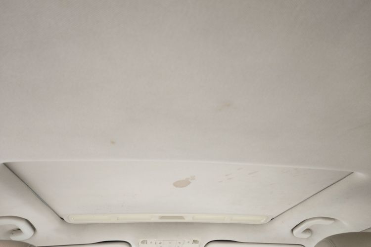 奔驰C级 2015款 改款  C 180 L局部细节22